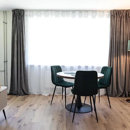 Apartament Bright And Cosy